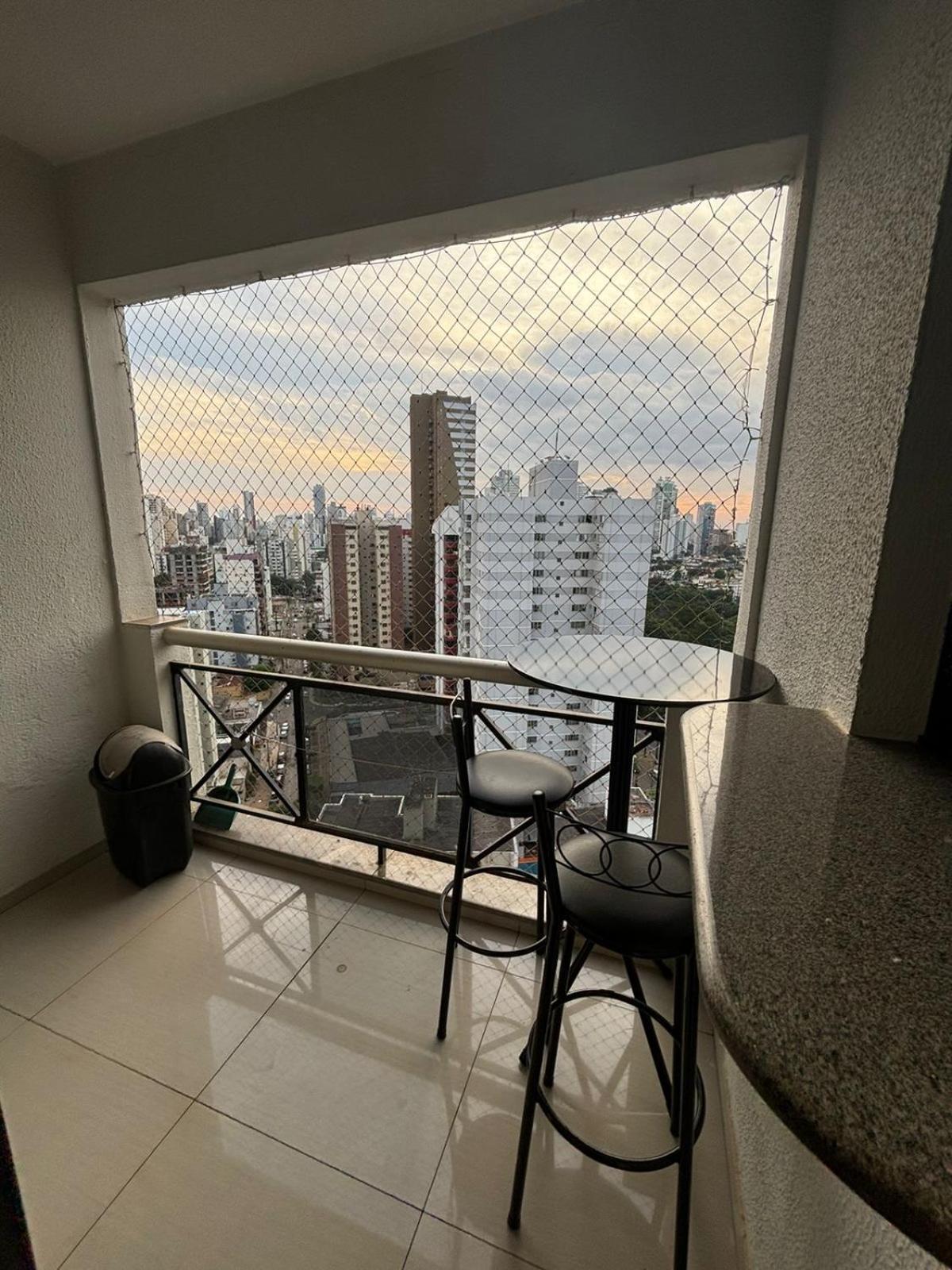 1810 - Flat Para Temporada Em Goiania-Proximo Ao Parque Areiao المظهر الخارجي الصورة